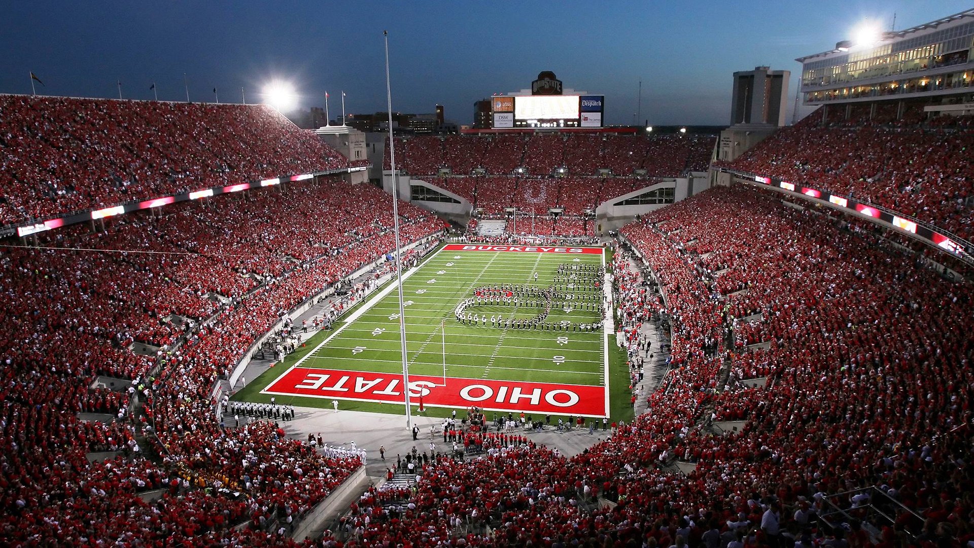 《FIFA》虚拟足球盛典，领略未来体育新未来！